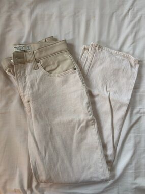 Abercrombie & Fitch ‘90s Straight Jeans